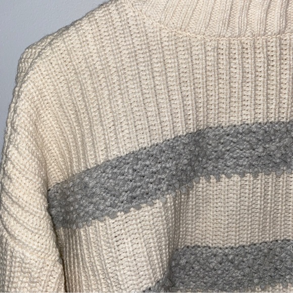 NWOT Lou and Grey White/Cream and Grey Striped Sweater mixed textures size large - Picture 2 of 4
